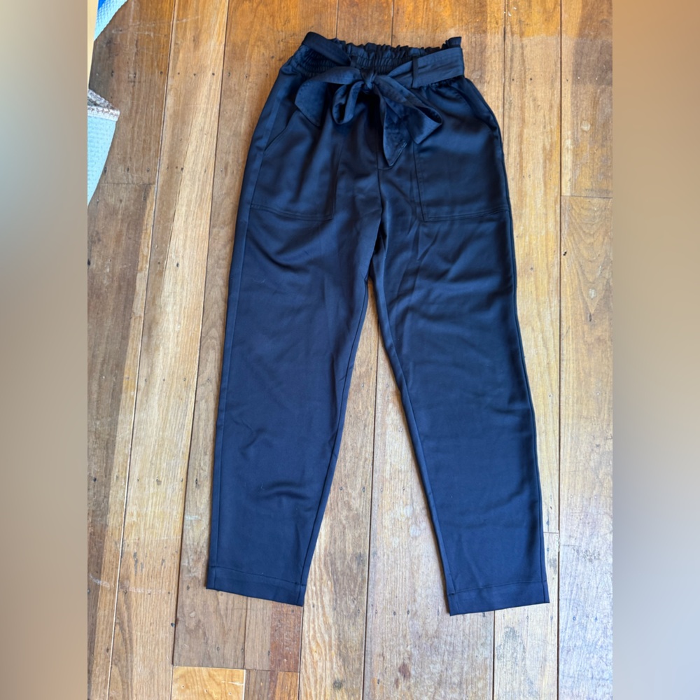 Abercrombie & Fitch Black Wide Leg Silky Crops